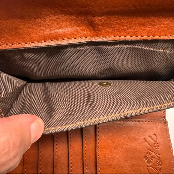 Patricia Nash Elegant Brown and Green Women's Wallet - Picture 6 of 7